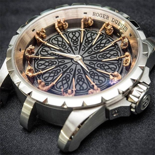 罗杰杜彼机芯怎么更换 罗杰杜彼机芯怎么更换