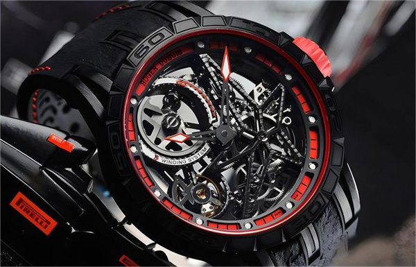 罗杰杜彼手表进灰了解决技巧