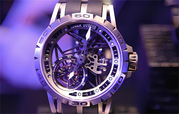 罗杰杜彼进水内屏有水雾怎么办