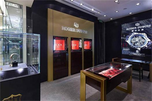 罗杰杜彼手表进水了如何处理